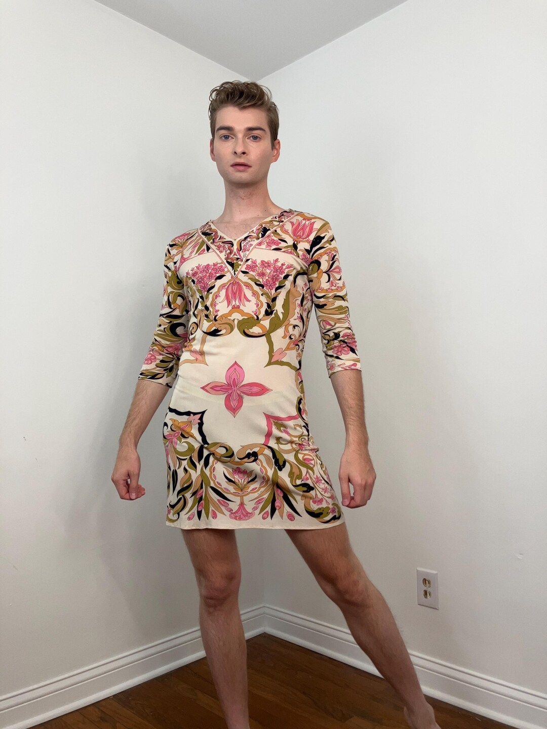 み*ん様 EMILIO PUCCI SILK ビジュー付きターバン Onde -Print Silk Kaftan – PUCCI Online Store