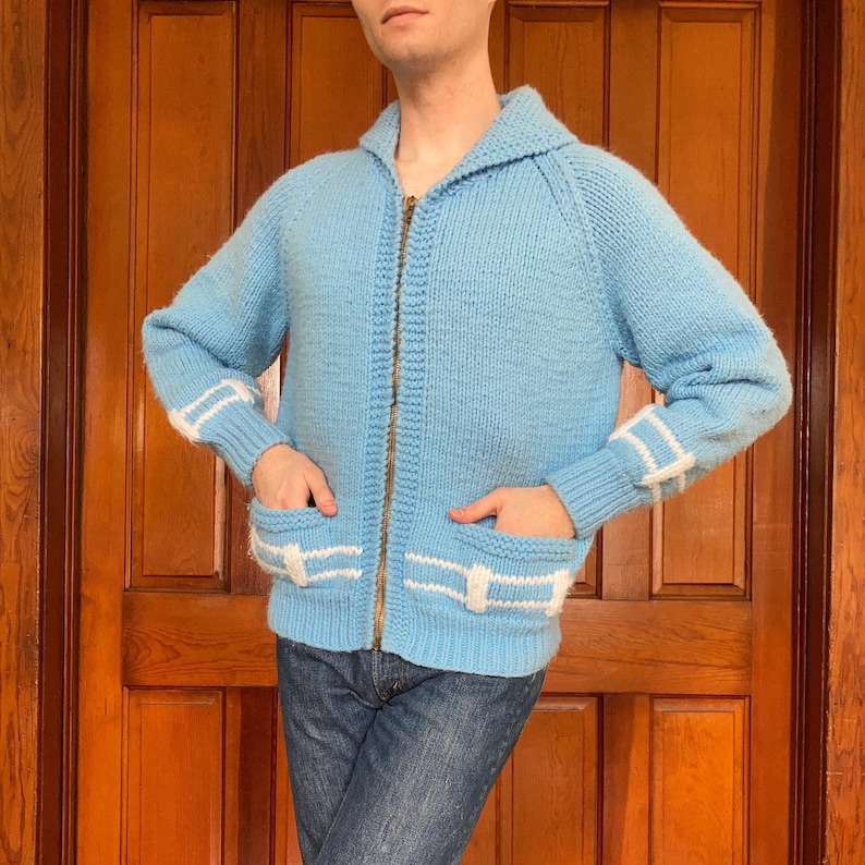 60s Early 70s Hand Knit zip up cardigan
