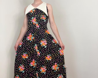 70s Bold floral maxi dress with oversized collar