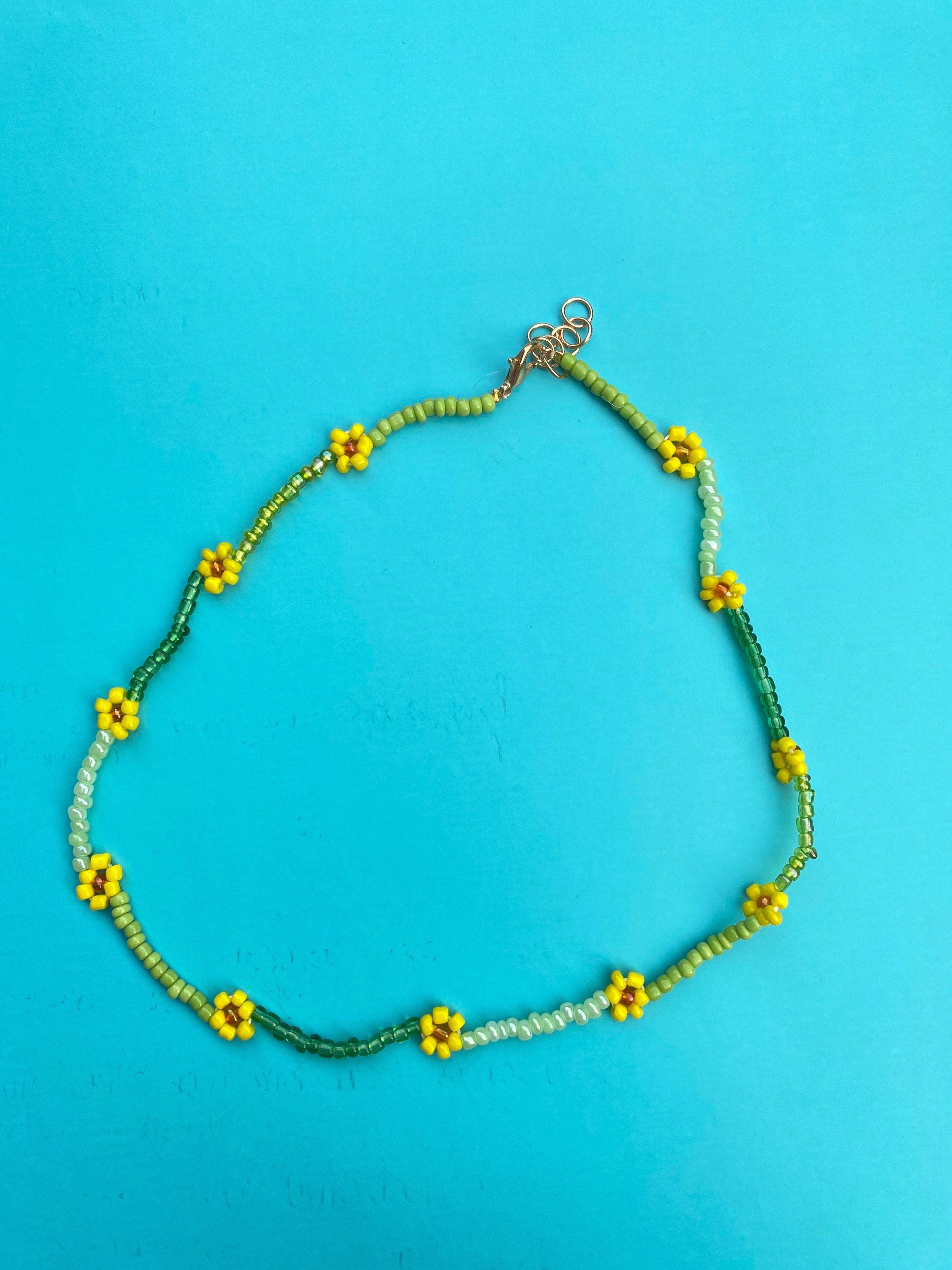 Sunflower beaded necklace | Etsy