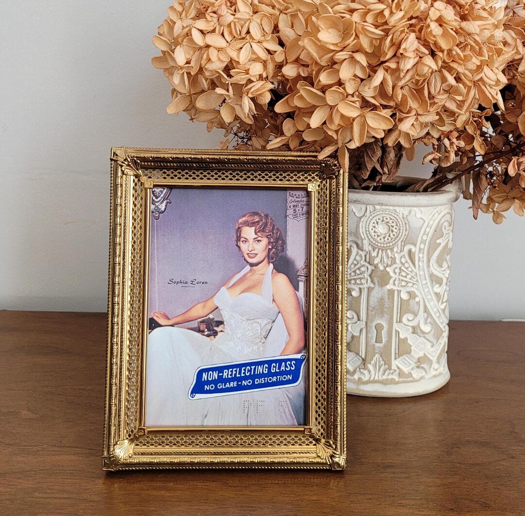 Vintage Ornate Gold Tone Metal Photo Picture Frame for 5x7 W/ Glass ...