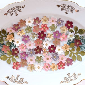 Décoration de fleurs de mariage en terre cuite, confettis de douche nuptiale automne amour, fleurs d'automne, dispersion de table de célibataire d'automne, décoration de mariage d'automne