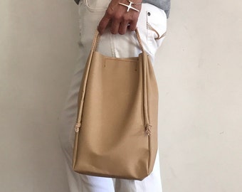 Bolso de PVC beige - Tamaño grande