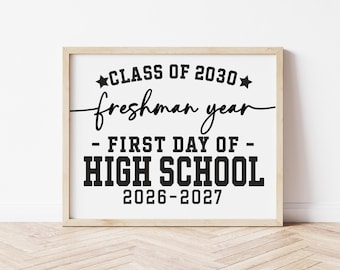 Cartel del primer día de primer año, primer día de secundaria, promoción de 2030, regreso a clases de 9.º grado 2026-2027, descarga instantánea imprimible CL26