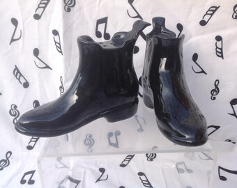 Beatles boots salt and pepper set.Chelsea boots.Ceramic ornament