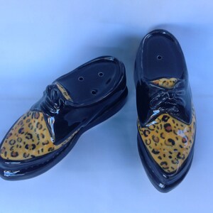 Rockabilly creepers salt and pepper sets.Leopard Skin/ Black. image 2