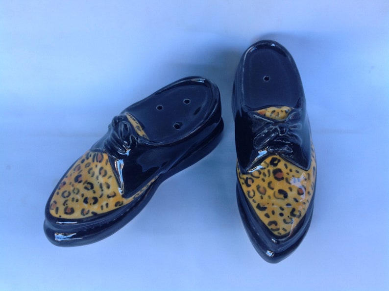 Rockabilly creepers salt and pepper sets.Leopard Skin/ Black. image 2