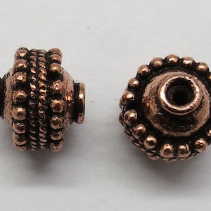 4 Stück Kupferperlen Runde Perlen 11 x 12 mm Handgefertigte Kupferperlen Antike Perlen Schmuck machen Perlen