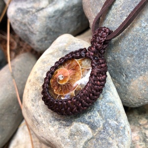 Ammonite macrame pendant necklace with suede adjustable from 14 to 24 image 2