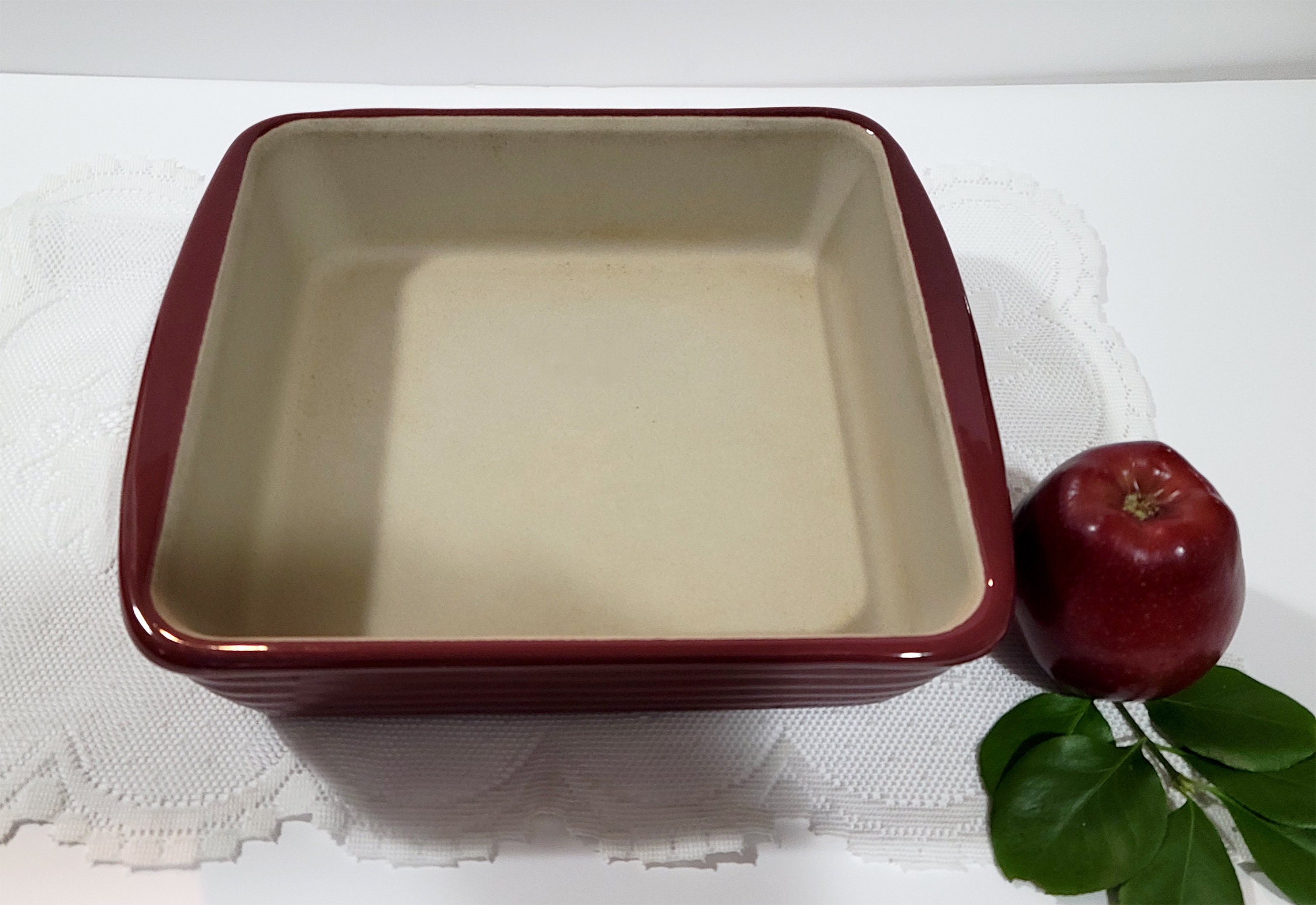 Pampered Chef 9 x 9 Cranberry Square Baker Stoneware Cookware - household  items - by owner - housewares sale 