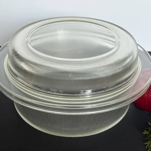 Vtg Heller 3 Qt Glass Oven Bakeware Lidded Casserole Designed by L & M Vignelli, USA
