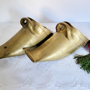 Vtg/Antique Pair of Solid Brass Conquistador Stirrups Rustic Farmhouse Decor