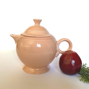 Vintage Fiesta Apricot Teapot: 5-Cup Homer Laughlin, Retired