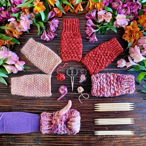 Homebody Fingerless Mitts Knitting Pattern image 6
