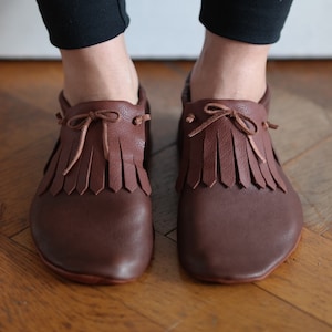 Slippers, moccasins, leather slippers, leather slippers, moccasins, slippers, adult moccasins, organic leather, brown