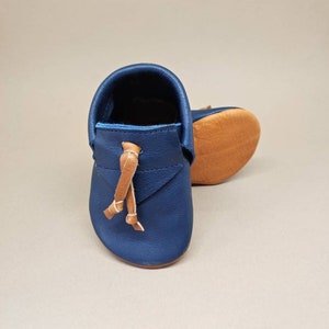 Leather children's shoes, crawling shoes, walking shoes, children's slippers, organic leather, moccasins, moccasins, gray