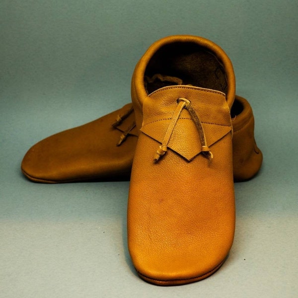 Lederpuschen, Lederhausschuhe, Moccasins, Ökoleder, Moccs, Hausschuhe, Bioleder - Cognac,Herren Hausschuhe, genderneutral, Barfuß-Hausschuhe