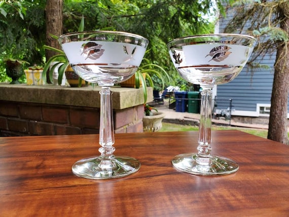 Libbey Silver Leaf Foliage Martini or Coupe Glasses, Set of 2 