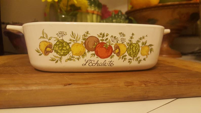 Spice of Life Corning Ware 1 Quart Casserole Dish