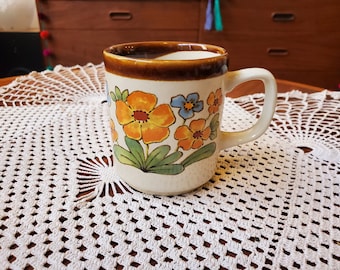 Vintage gres naranja y flores azules taza floral, taza de cerámica