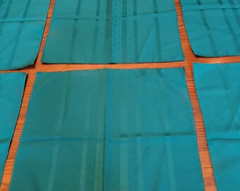 Vintage Set of 8 Green Napkins, Polyester Napkins
