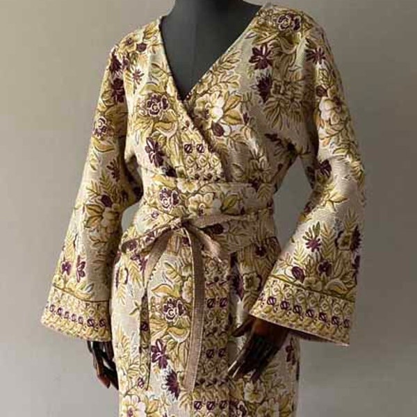 Kimono 100% cotton kwiaty wiązany paskiem unikat.