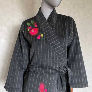 Kimono jacket 100% wool patchwork unikat handmade malowane wełną kwiaty. image 6