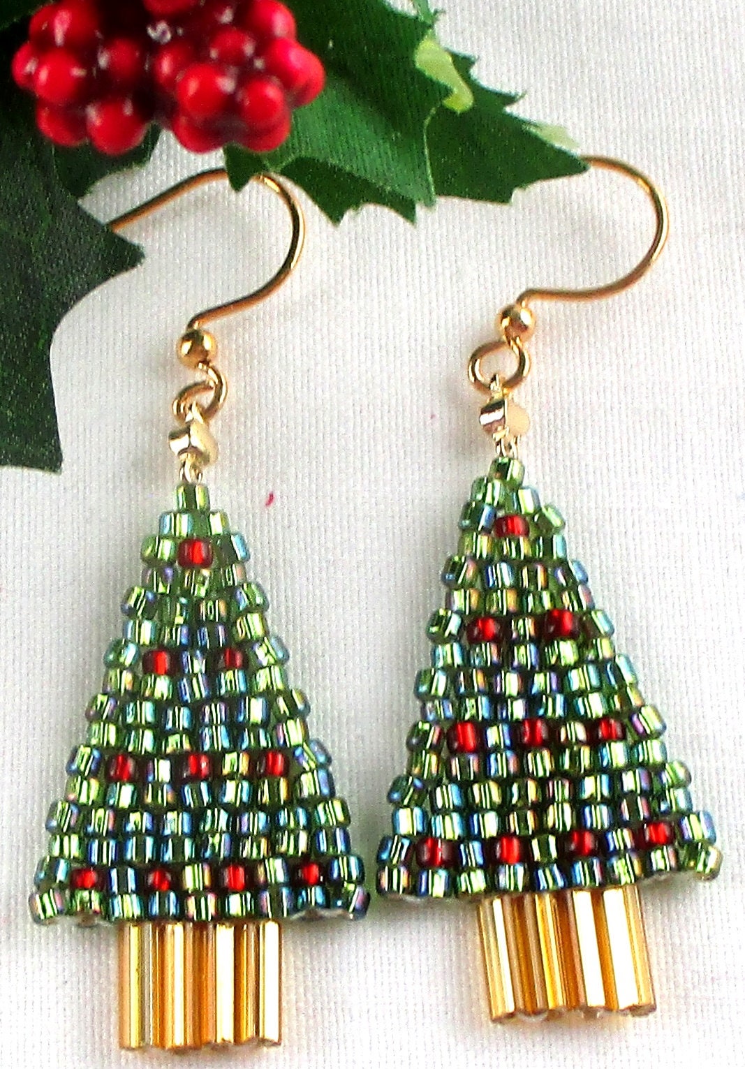 spiral christmas tree earrings spiral christmas tree earrings