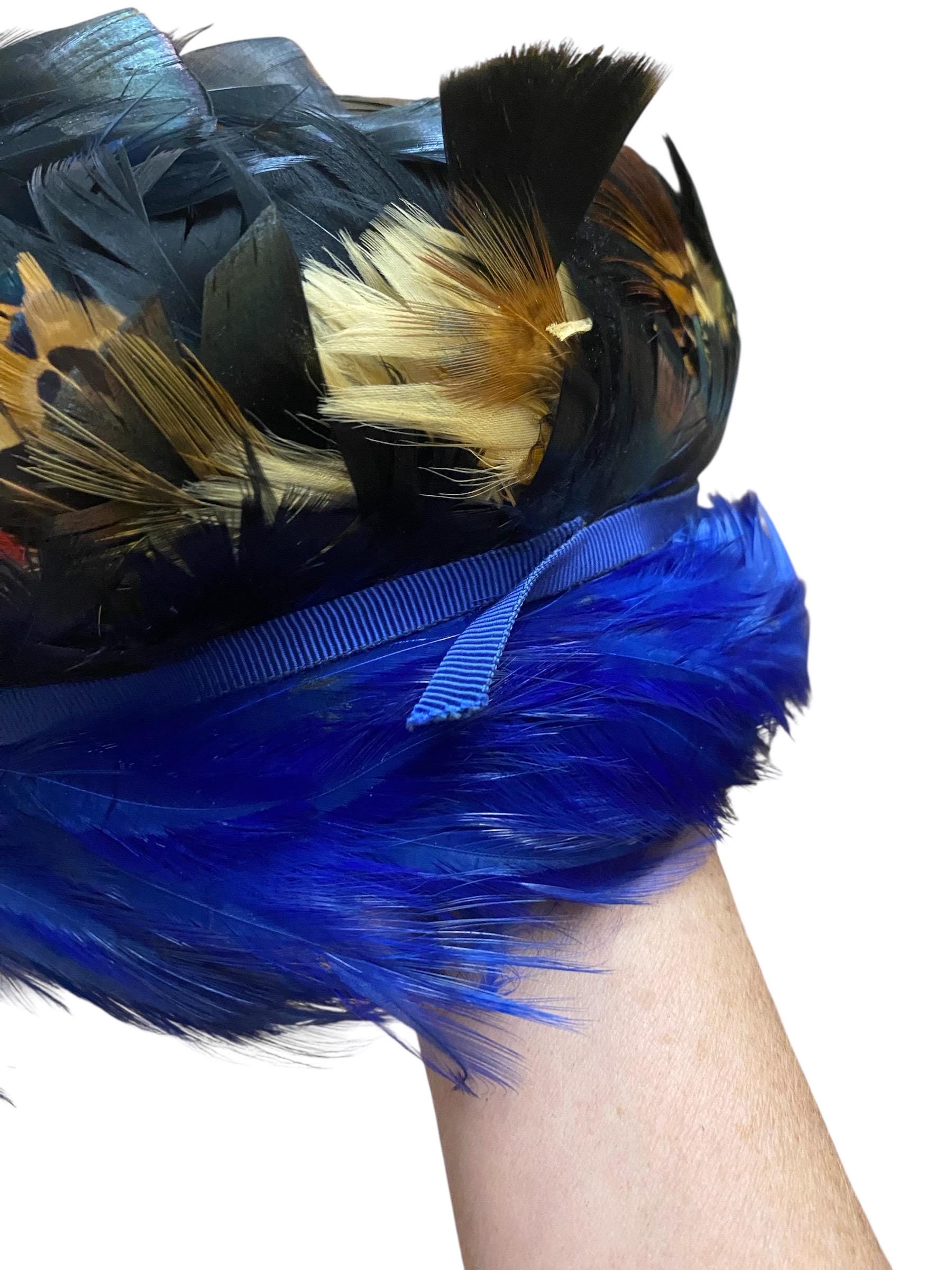Vintage Designed by Laura Womens Full Feather Hat 1960s Mod  display picture 1
