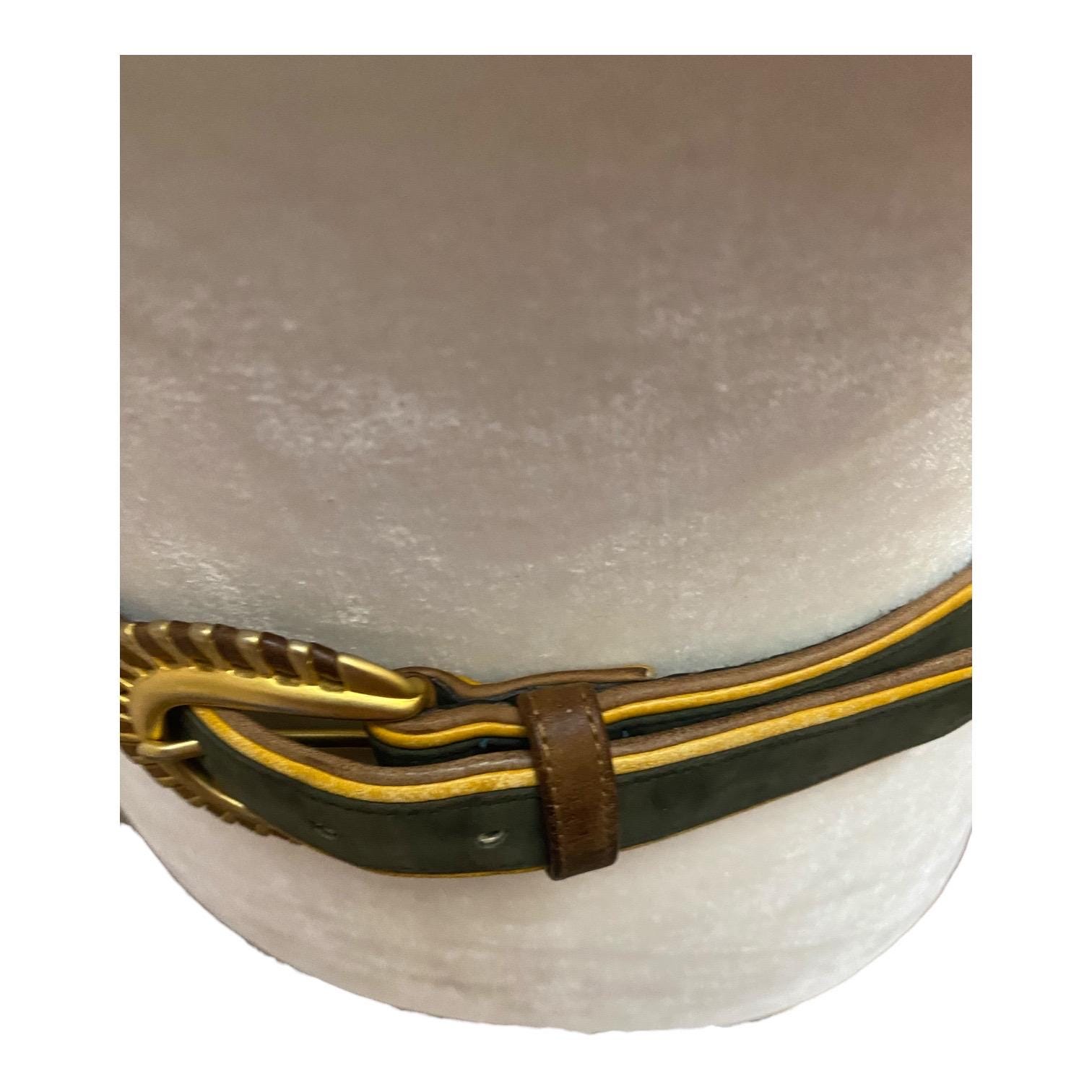 Carlisle Womens Hunter Green Nubuck Leather Belt Size Small Vintage 80s Carlisle Womens Hunter Green Nubuck Leather Belt Size Small  main image 3