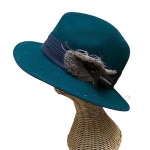 Arlin Wool Hat - Etsy display picture 2