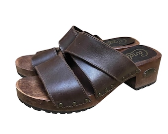 Candies Womens Vintage Y2K Wooden Leather Clogs Size 6 Heel