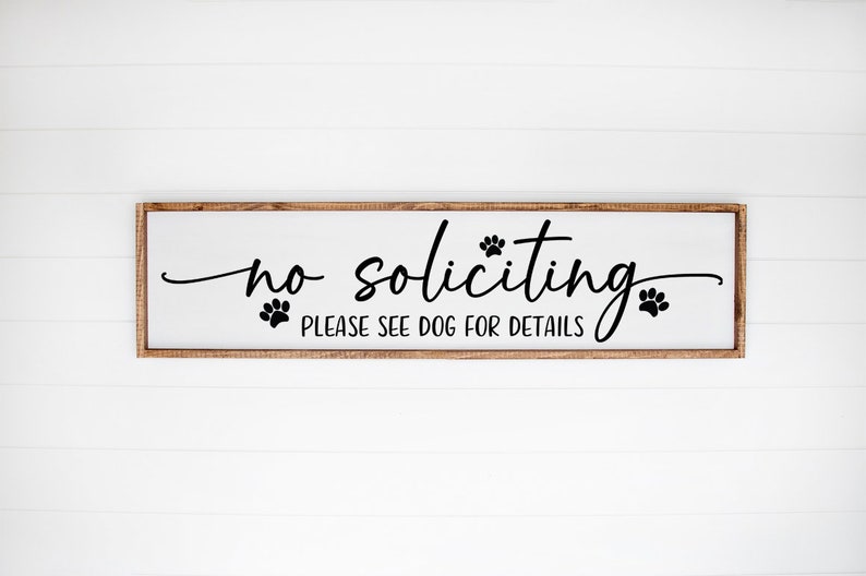 Playful Pet Decor: Celebrate your love for dogs with our dog-themed welcome signs, designed to bring smiles to all who pass by.