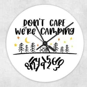 No me importa, estamos acampando SVG - Diseño de reloj SVG