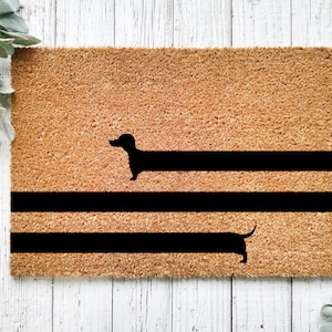 Dachshund Doormat / Weiner Dog Doormat / Custom Doormat / Welcome Mat / Dog Breed / Dog Lover / Home Decor / Front Porch / Funny Doormat /