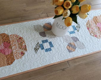 Quilted Beehive Table Runner, Handcrafted Spring Summer Table Top Quilt