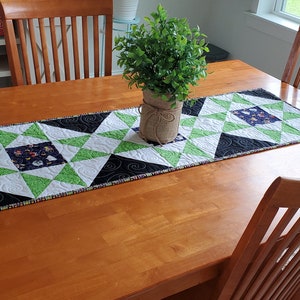 Halloween Quilted Table Runner, Table Centerpiece, Table Topper for Halloween with costumed owls
