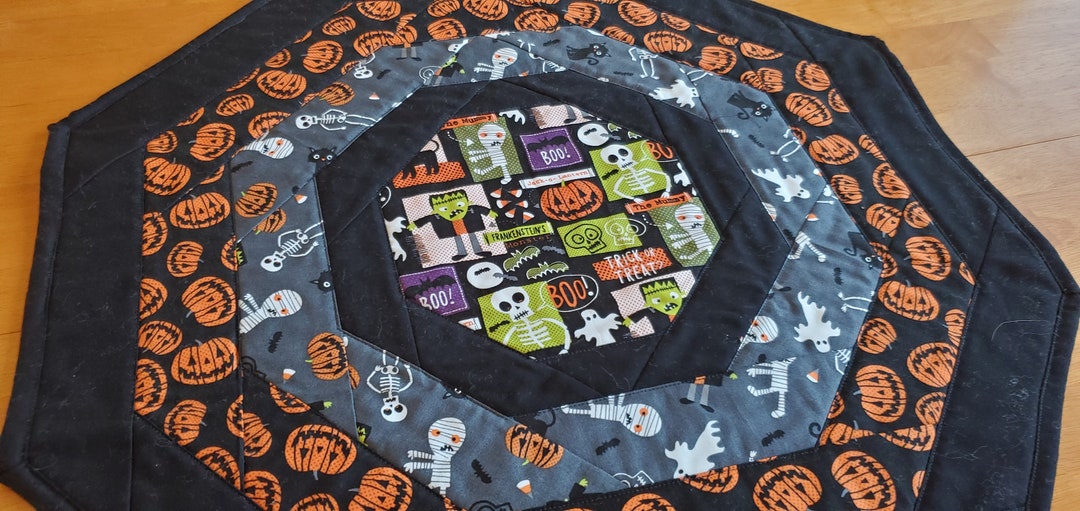 Halloween Quilted Table Topper, Table Decor for Halloween, Monster Table Runner Etsy
