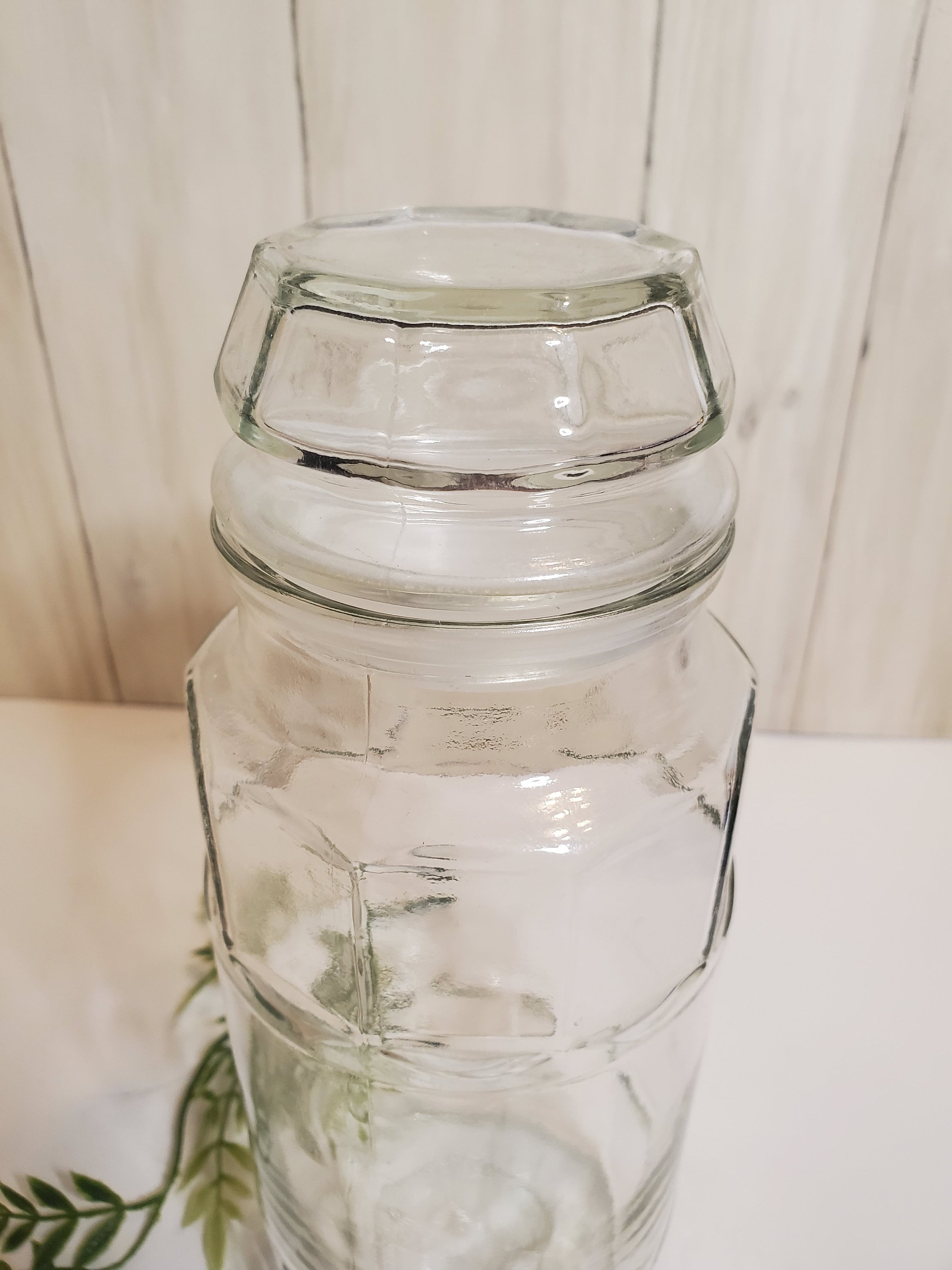 1978 Anchor Hocking Planters Mr Peanut Glass Covered Canister, Glass