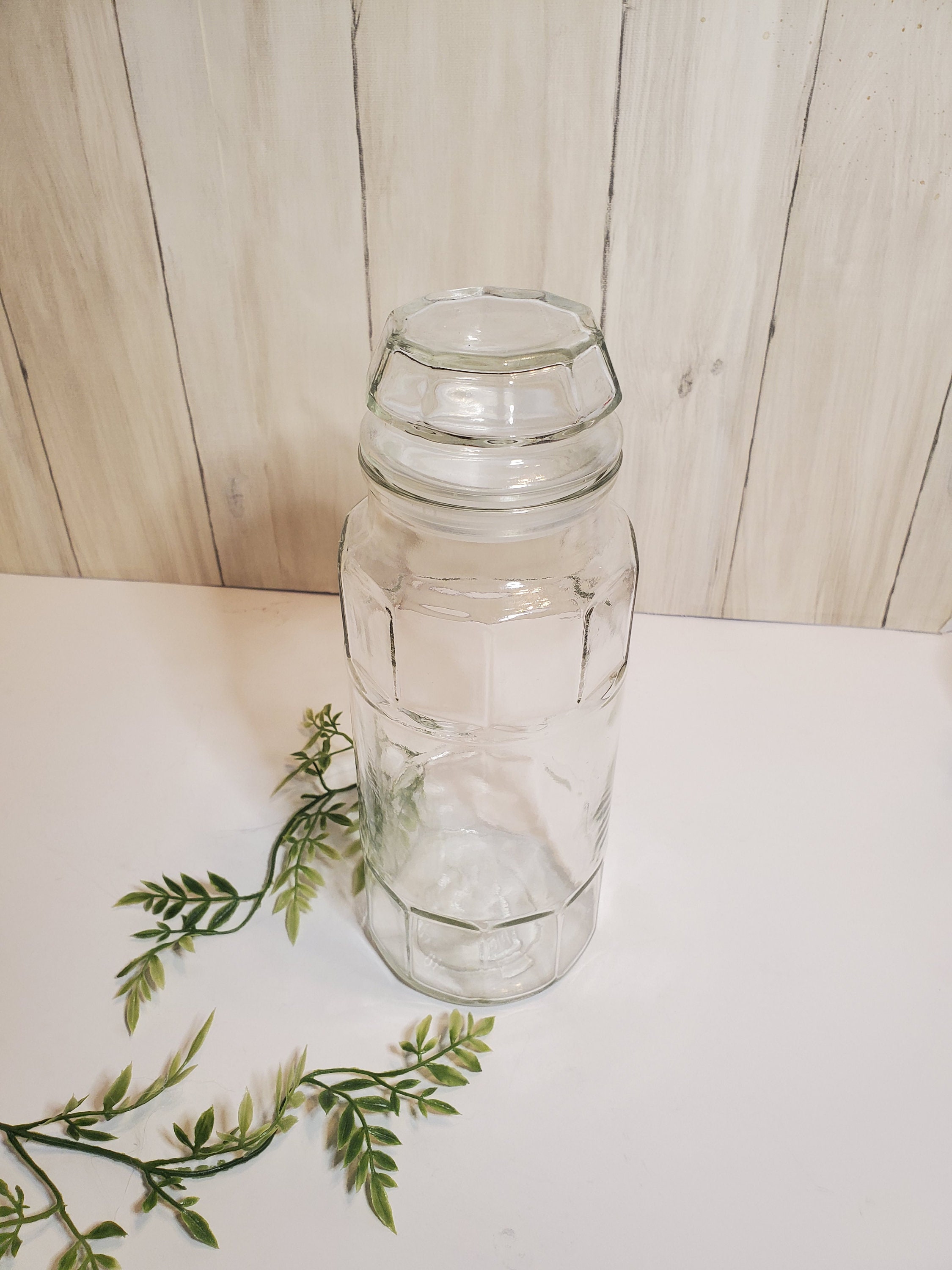 1978 Anchor Hocking Planters Mr Peanut Glass Covered Canister, Glass