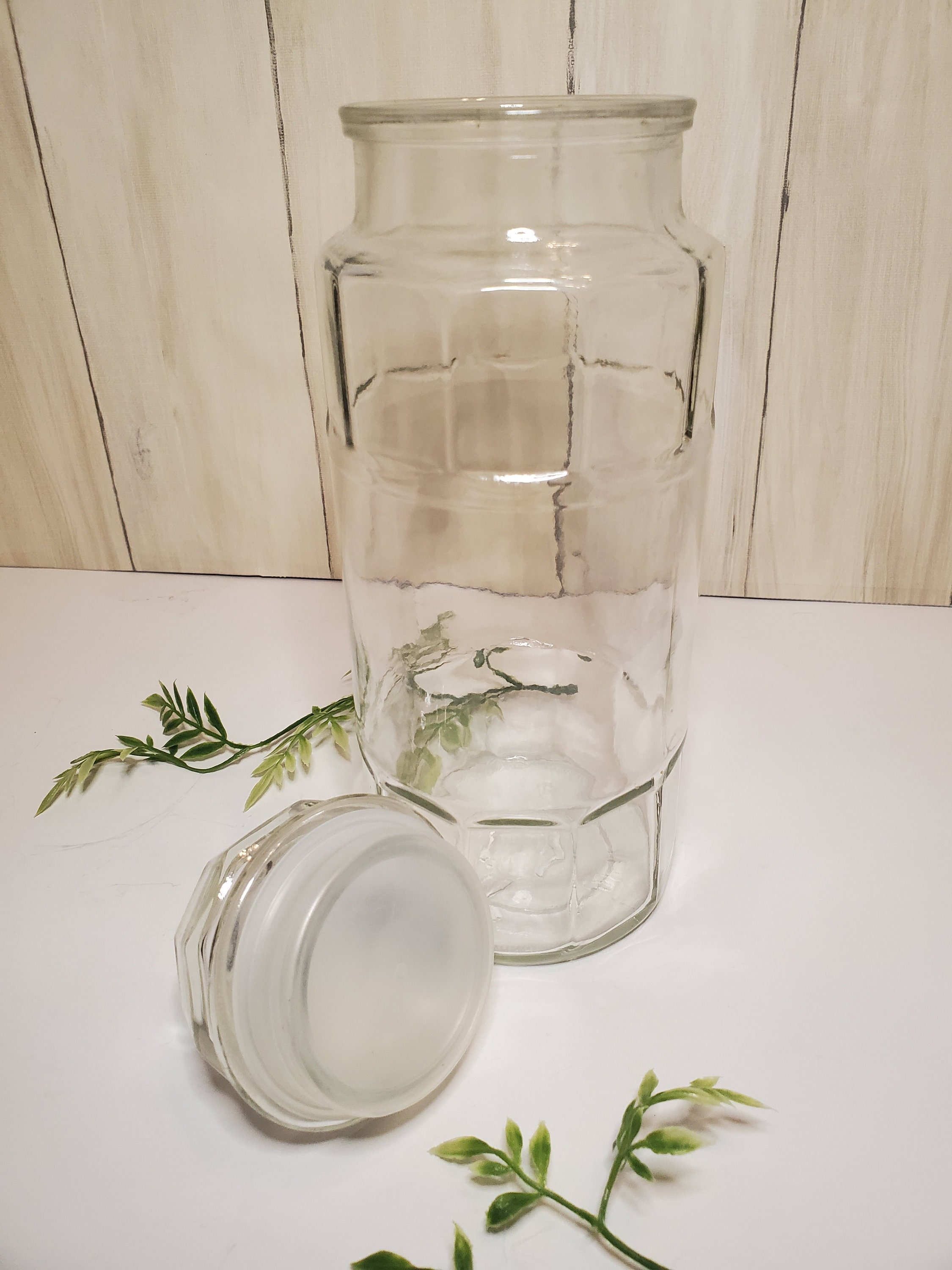 1978 Anchor Hocking Planters Mr Peanut Glass Covered Canister, Glass