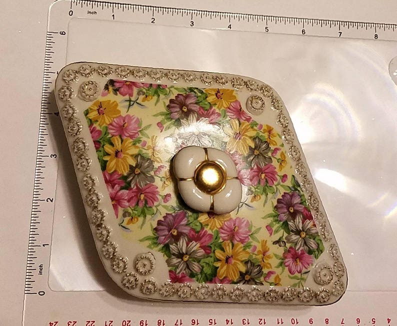Porcelain jewelry box Tilso porcelain Porcelain covered box Vanity box Vintage Tilso Japan porcelain floral trinket box with lid