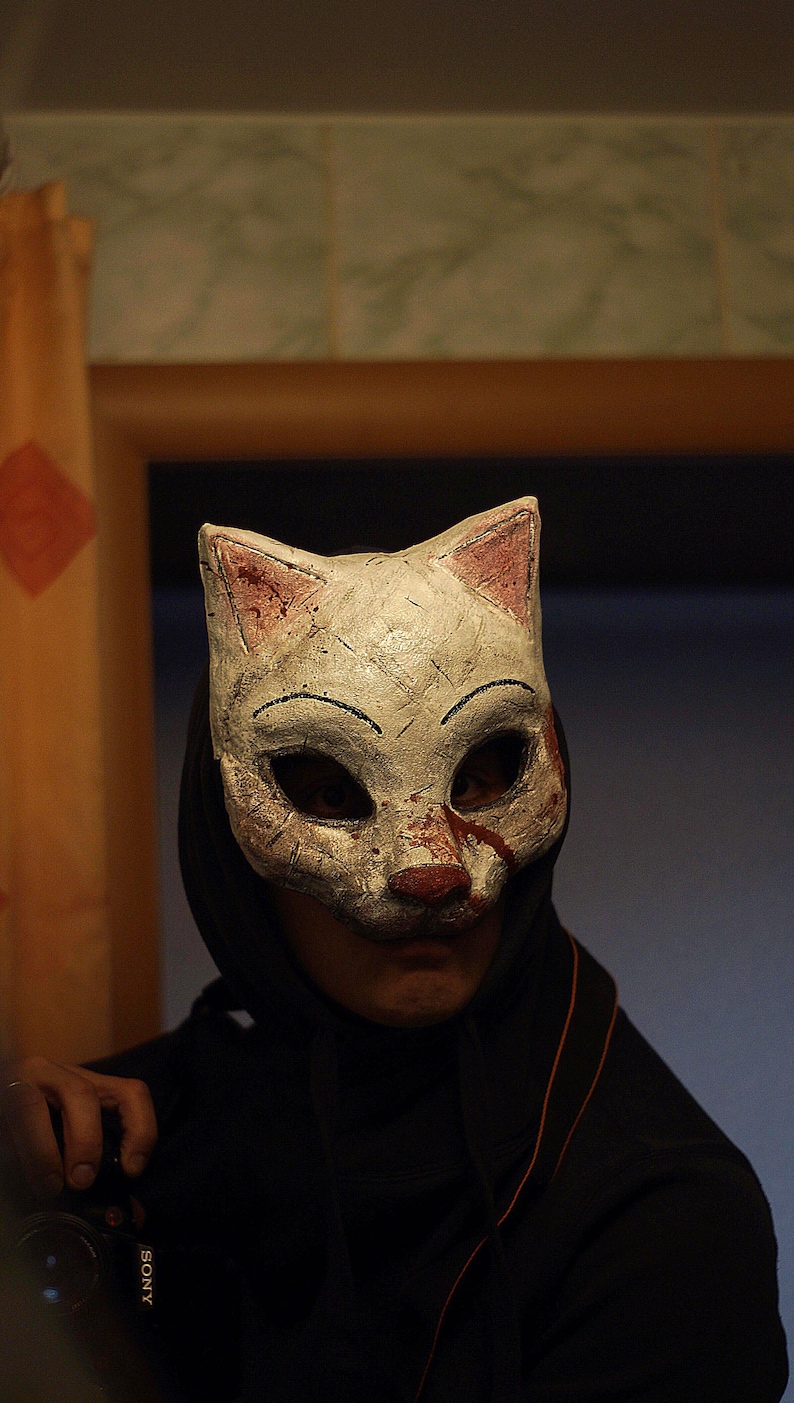 5 день маски. Маска мертого Рыц. Образ костяной кошки с маской.