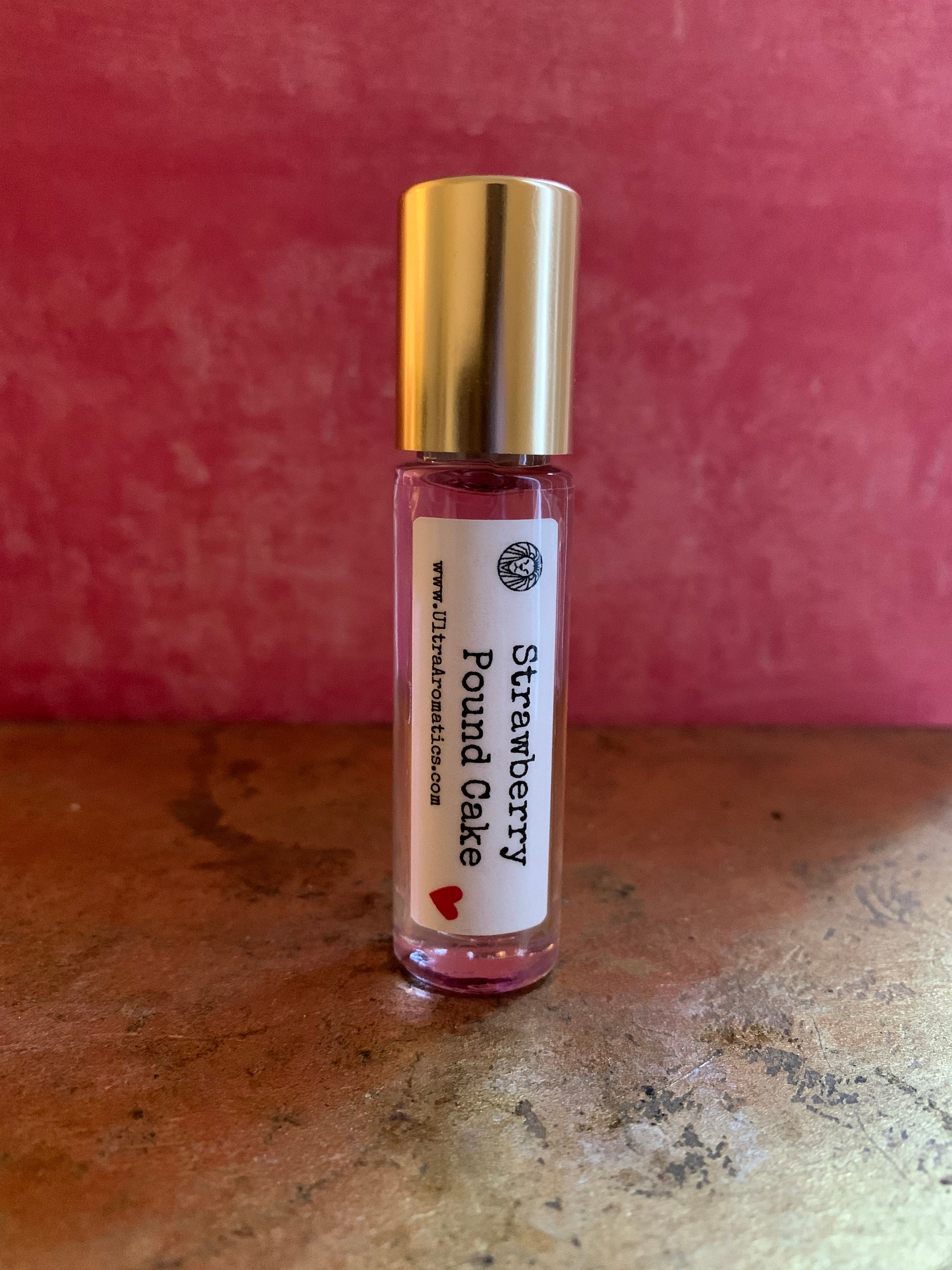  Strawberry Pound Cake Body Oil (4 Fluid Ounces) : Handmade  Products