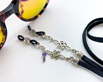 Cadena para gafas de filigrana de plata y cuero. Cordón para gafas de sol. Cordón de gafas para lectores de gafas de sol. Porta cordón para gafas de cuero.