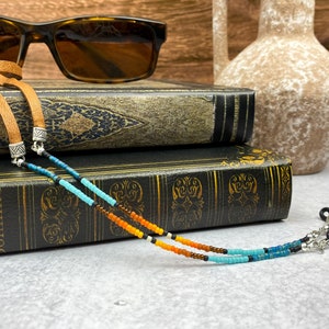 Beaded leather Western style eyeglass chain. Leather cord strap for sunglasses and eyeglasses. Eye glasses holder. Glasses chain.