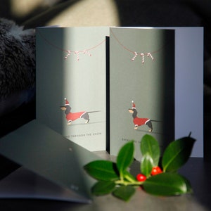 Carte de Noël de Dapple Dachshund de chocolat avec des arbres de Noël image 4