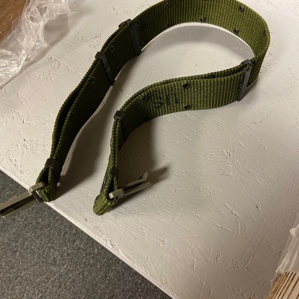 A Original US Army LC 2 Equipment Belt Olive Drab Green