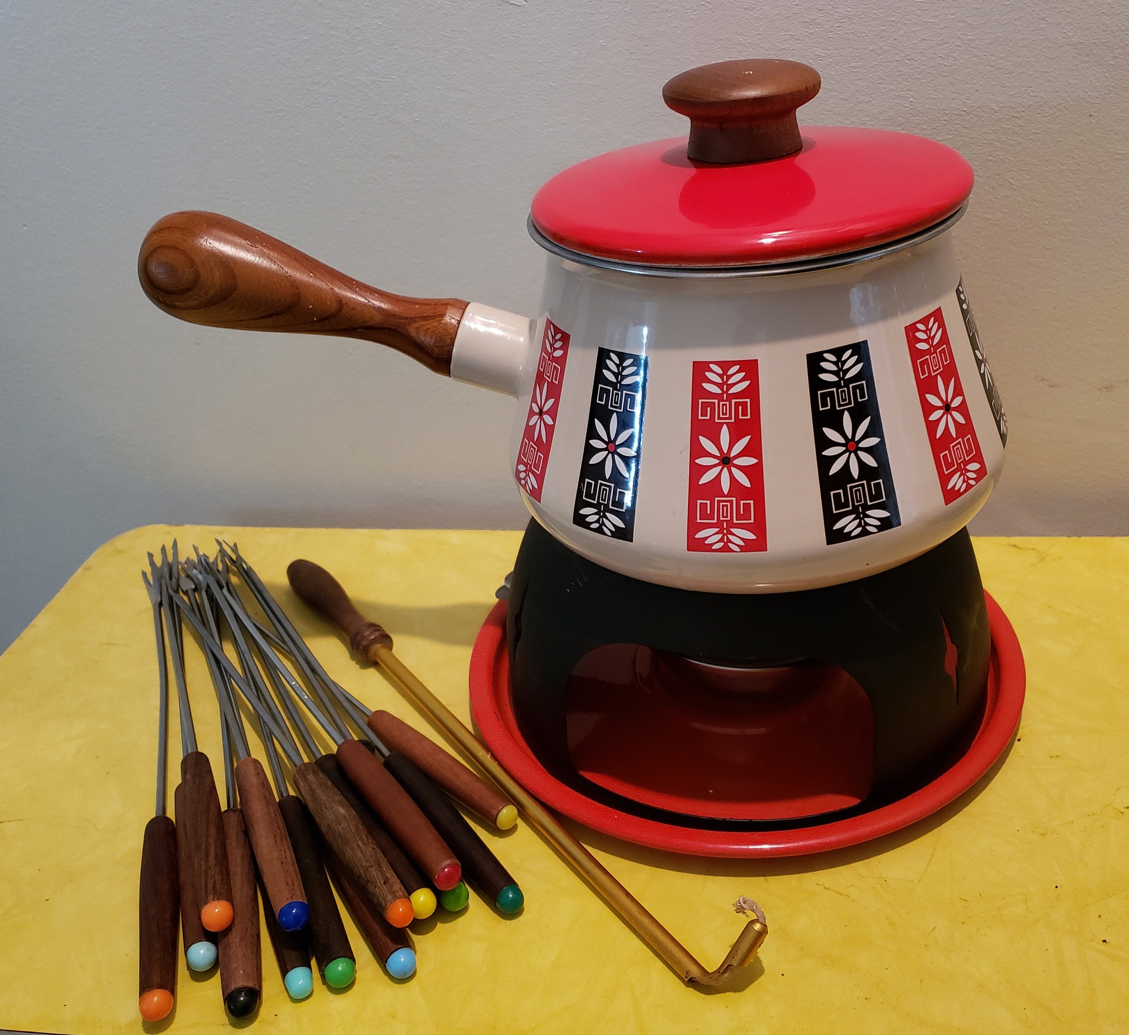 1960's Oster Electric Fondue Set Complete New Never Used, Teflon, 6 Color  Coded Fondue Forks, Retro Olive Green Design, Tested and Works 