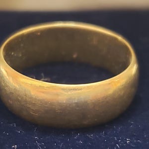 Antique 1800's ~ 18K Solid Gold Edwardian Wedding Band, 6mm Band Ring, Size 6 3/4